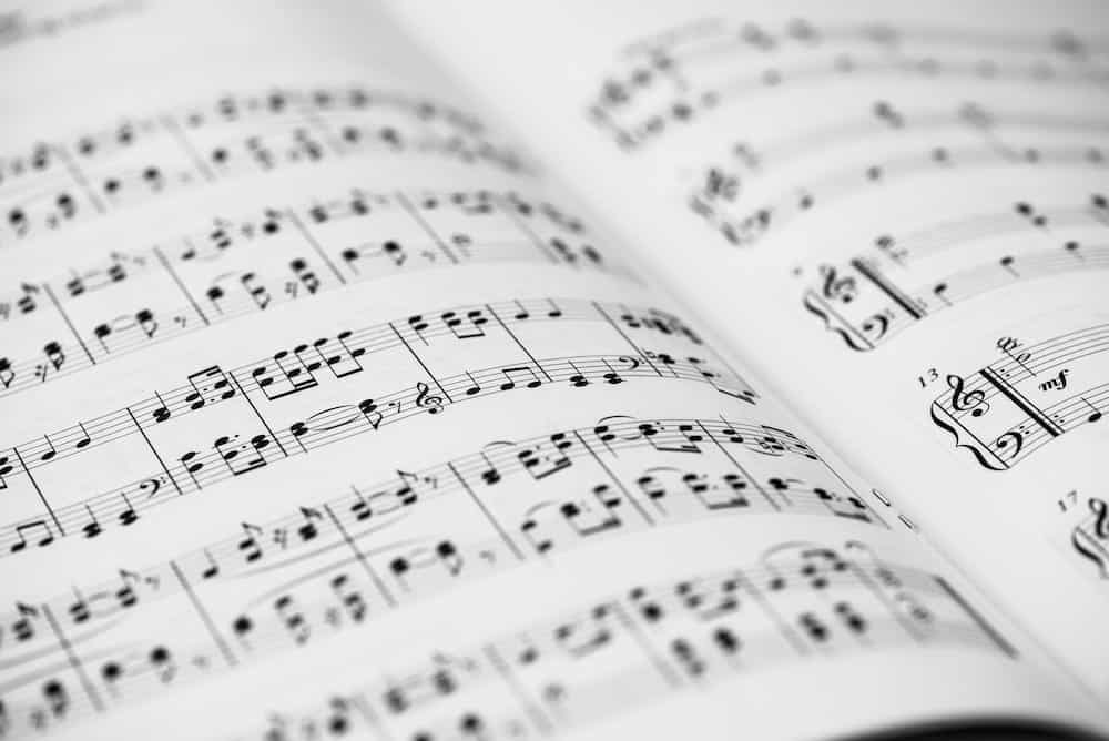 6 Helpful Tips for Music Book Printing